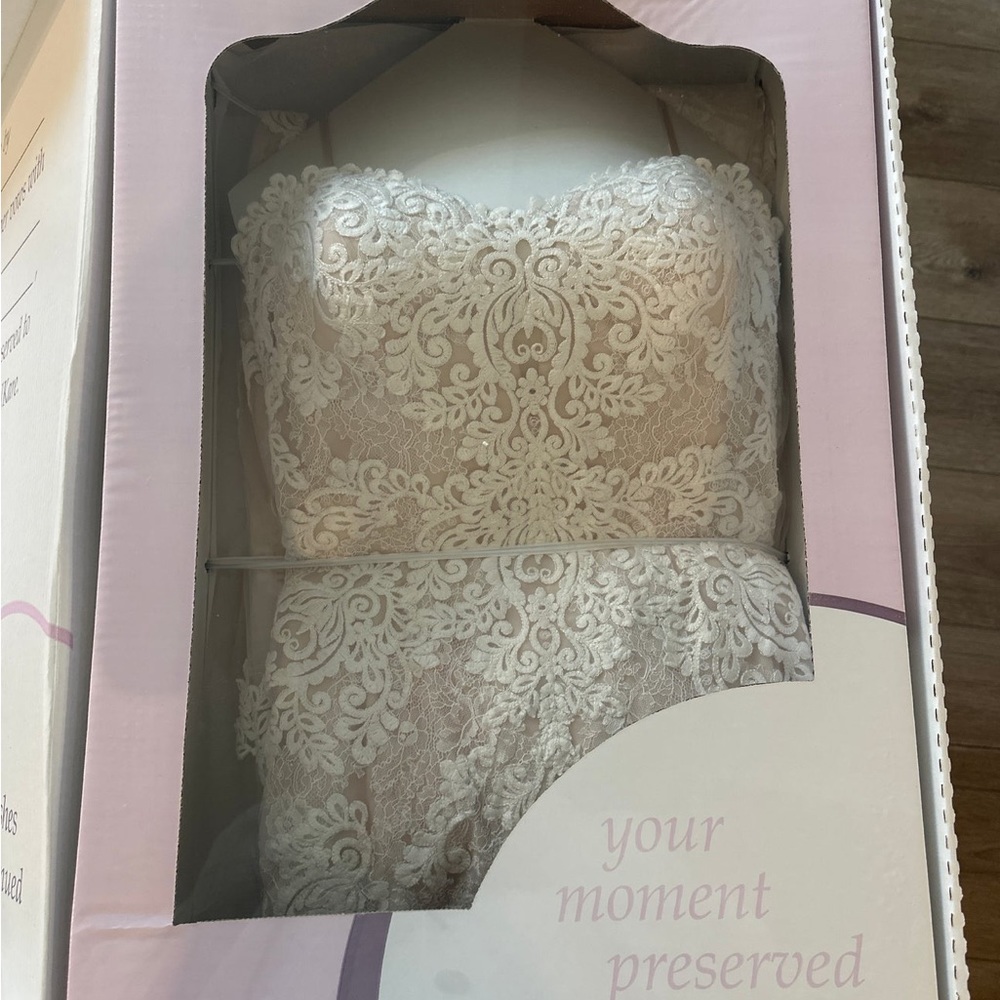 Stella York ivory/moscato wedding dress - Picture 3 of 6